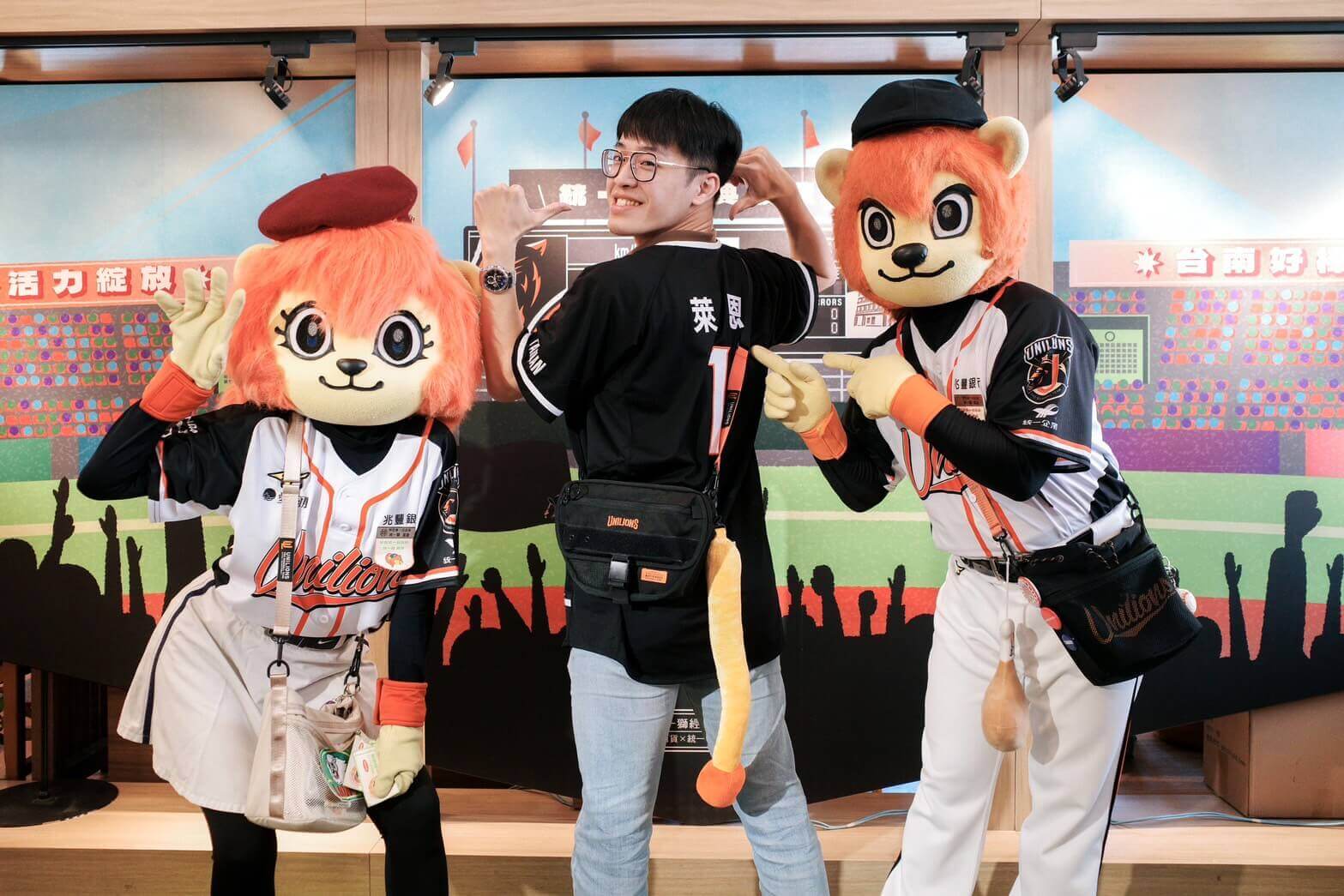 LINE_ALBUM_統一獅萊恩一日店長20250322_250322_95